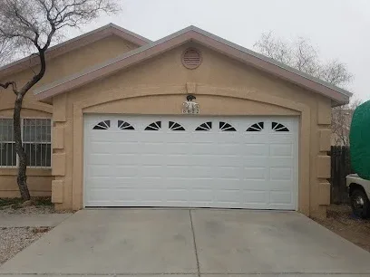 Chris' Garage Doors