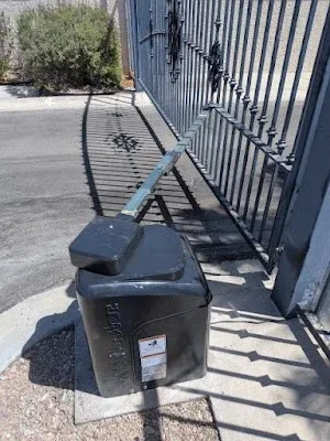 Giddy Up Garage Doors & Iron