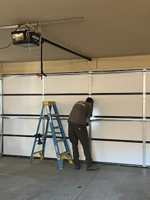 Green Roofing Door Garage & Construction